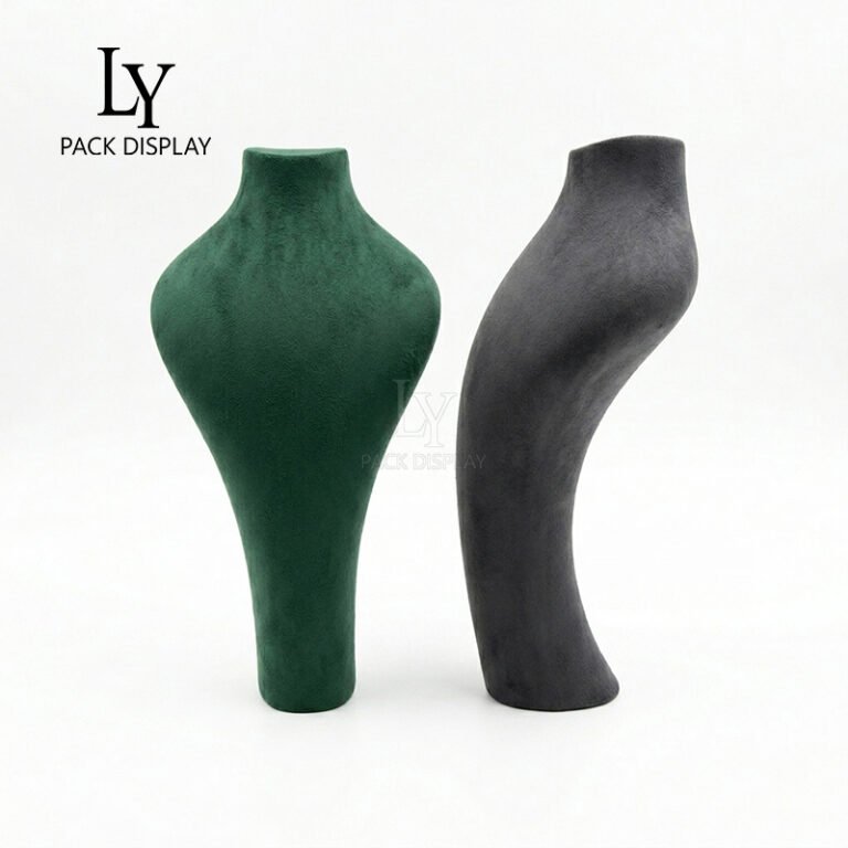 Refined Necklace Presentation Stand for Boutique Stores and Showrooms 9 247 03 拷贝